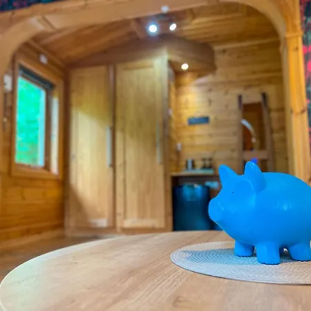 Restful With Hot Tub And On Site Bistro *