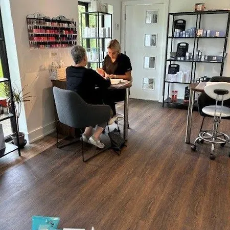 Restful Lodge Great Ayton With Hot Tub And On Site Bistro Nyaraló *